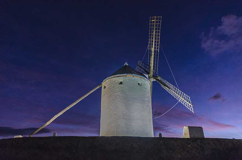 Toledo - Consuegra 60 - molinos de viento.jpg